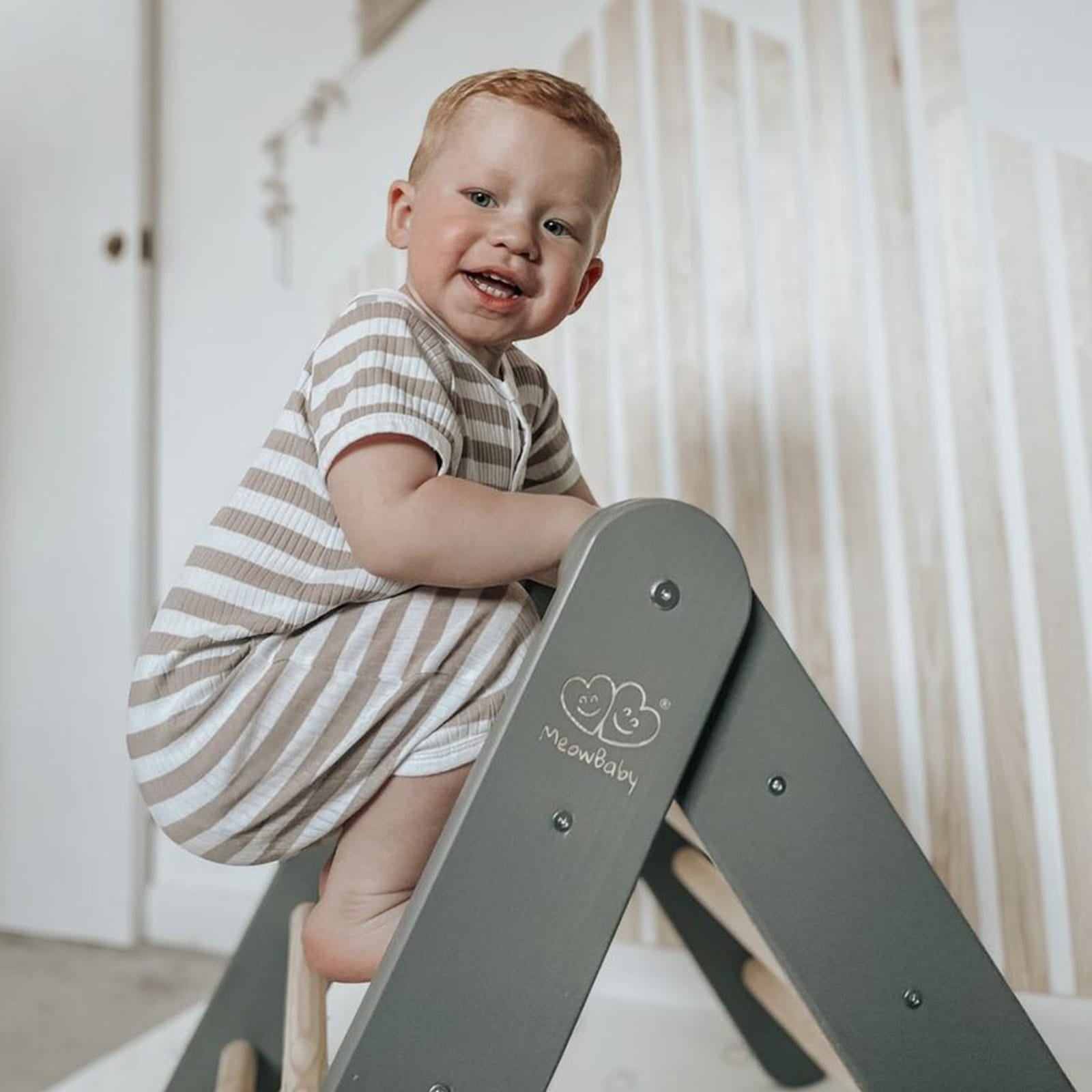 Wooden Pikler Climbing Ladder - Gray